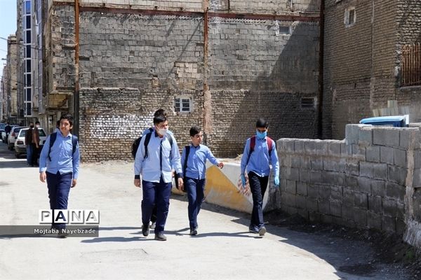 بازگشایی مدارس مشهد و حضور دانش‌آموزان جهت رفع اشکال