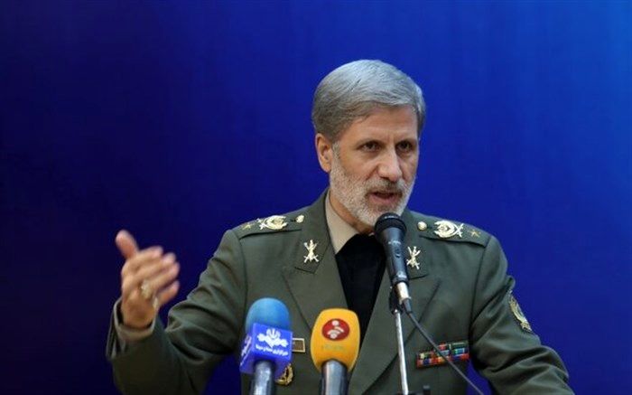 وزیر دفاع: ایران اسلامی به هر دشمن متجاوزی پاسخی قاطع خواهد داد