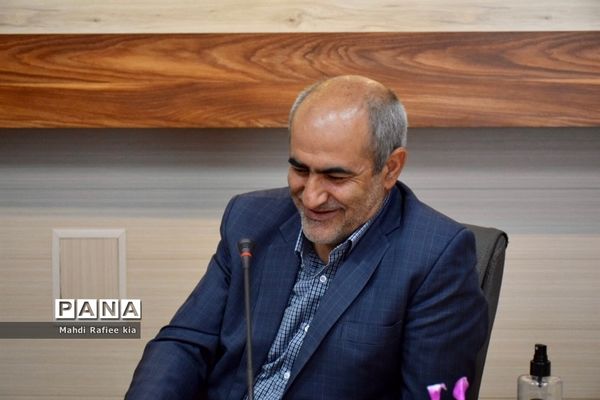 برگزارى جلسه کمیته رسیدگی  به جعل اسناد اداره‌کل آموزش و پرورش آذربایجان شرقى