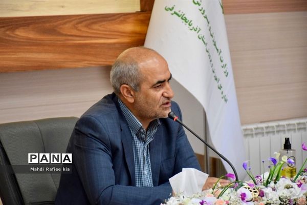 برگزارى جلسه کمیته رسیدگی  به جعل اسناد اداره‌کل آموزش و پرورش آذربایجان شرقى