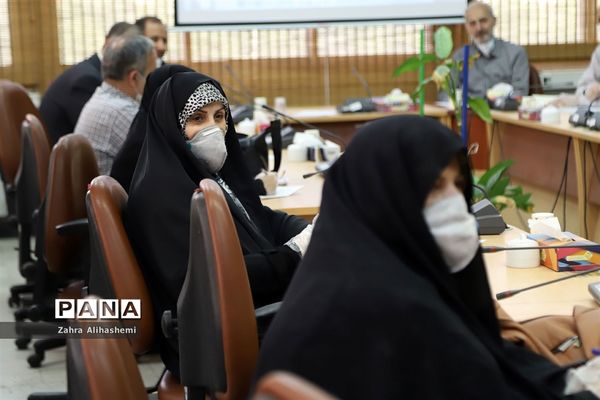نشست ناظرین و ارزیابان سرویس مدارس شهر تهران