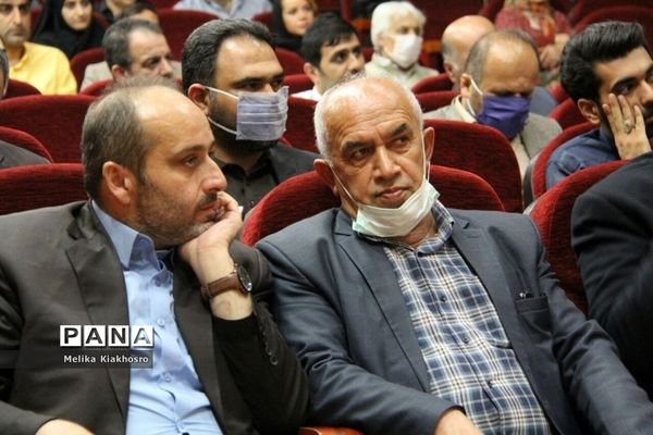 مراسم گلریزان برای آزادی یک جوان زندانی در محمودآباد