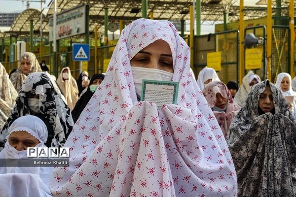 اقامه نماز عید سعید فطر در شهرک اکباتان