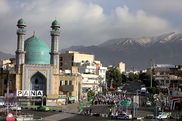 اقامه نماز عید سعید فطر در مسجدالرسول میدان رسالت