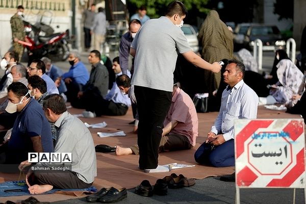 اقامه نماز عید سعید فطر در مسجدالرسول میدان رسالت