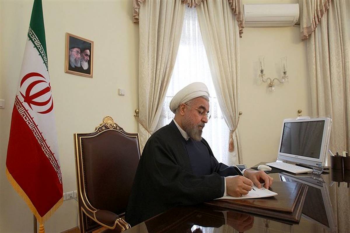 روحانی فرارسیدن عید مقاومت را به رئیس‌جمهوری لبنان تبریک گفت