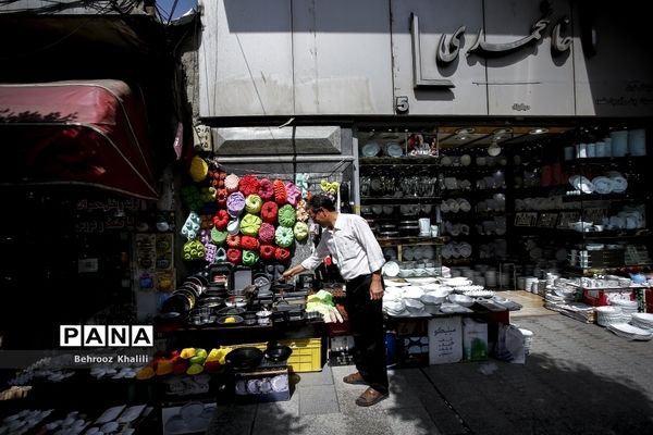 کسادی بازار بلورفروشان شوش و لوازم خانگی پس از شیوع کرونا