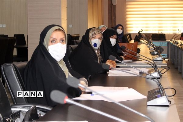 جلسه هم اندیشی کارشناسان و مربیان سازمان دانش‌آموزی استان البرز
