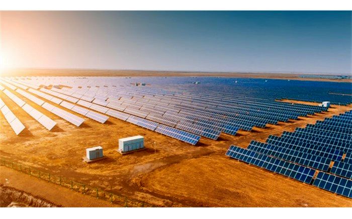 بزرگترین مزرعه خورشیدی کشور در فارس راه‌اندازی می شود