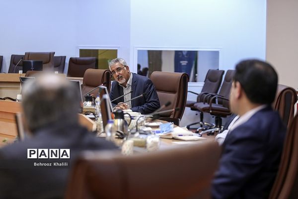 کارگروه ارزیابی فرصت های مدیریت کرونا