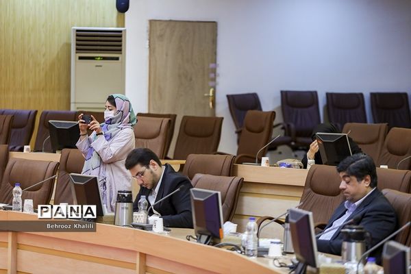 کارگروه ارزیابی فرصت های مدیریت کرونا