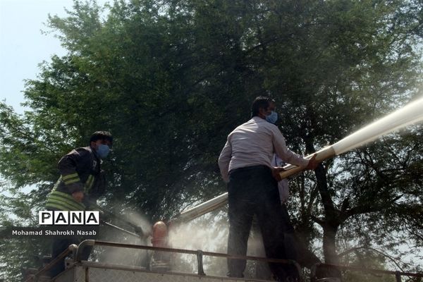 آتش سوزی در محوطه کارگاهی مترو و بخشی از پارک حجاب اهواز