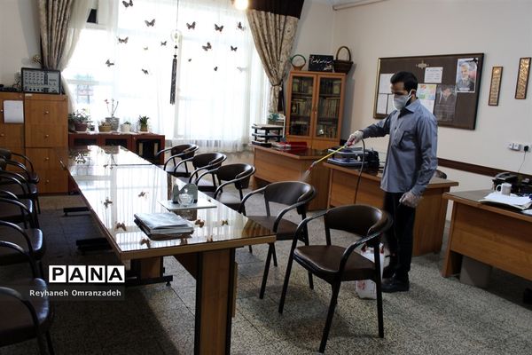 برگزاری امتحانات میان پایه در مدرسه متوسطه اول مکتب الزهرا
