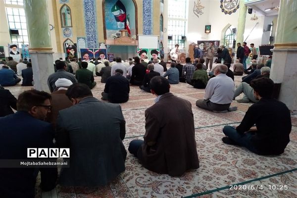 مراسم یادبود ارتحال امام خمینی ( ره ) و 15 خرداددر مسجد جامع شهرستان کاشمر