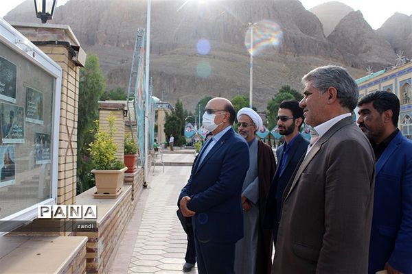 حضور مشاورمعاون پرورشی وزارت آموزش وپرورش در گلزاری شهدای کرمان