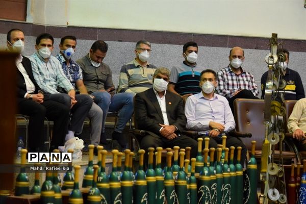 برگزارى مراسم آزادسازى زندانیان جرائم غیر عمد ورزشکار و جوان آذربایجان شرقى.