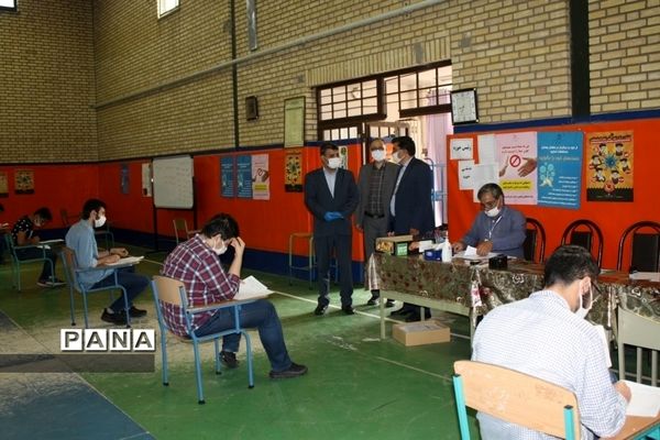بازدید از حوزه‌های امتحانی شهر زنجان