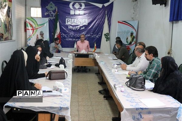 جلسه توجیهی تولید محتوای الکترونیکی برای مربیان سازمان دانش آموزی قزوین