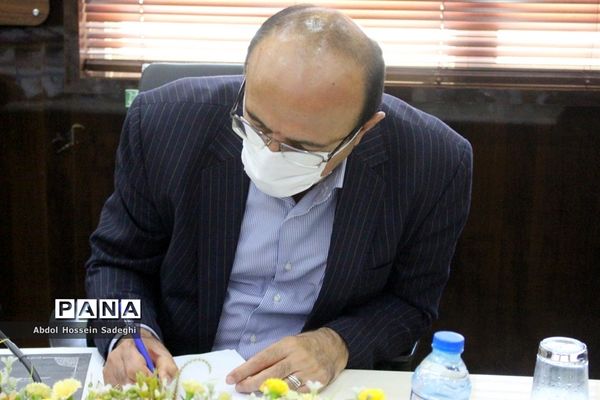 جلسه پیش شورای آموزش و پرورش استان بوشهر