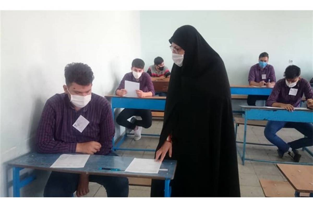 بازدید سرزده مدیرکل ارزیابی عملکرد و پاسخگویی به شکایات از حوزه امتحانی مدارس منطقه 19 شهر تهران