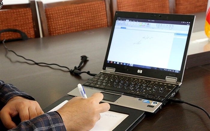 ساخت پد الکترونیکی با قلم معمولی برای آموزش مجازی در کشور