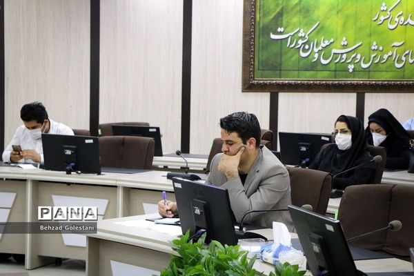 نشست خبری مدیرکل آموزش و پرورش آذربایجان غربی با اصحاب رسانه