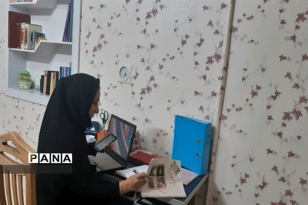 تداوم تلاش معلمان تهرانی برای تدریس در فضای مجازی