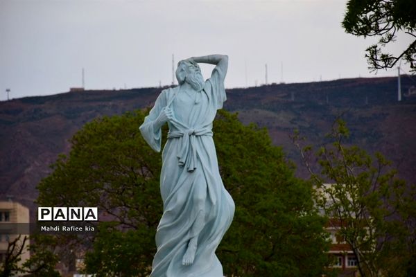 جلوه زیباى بهار در تبریز