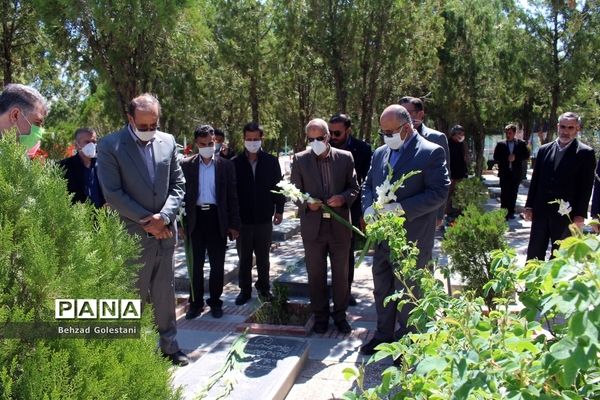 تجدید میثاق فرهنگیان آذربایجان غربی با آرمانهای شهداء