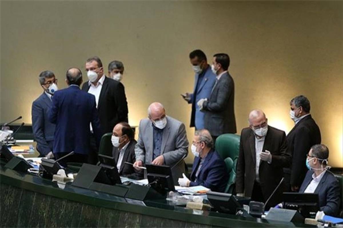 نمایندگان با کلیات لایحه اصلاح قانون پولی و بانکی کشور موافقت کردند؛ «تومان» واحد پول ایران شد