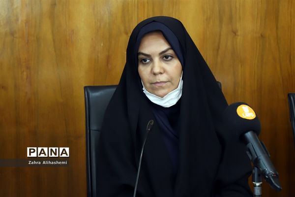 تقدیر از معلمان نمونه تهرانی