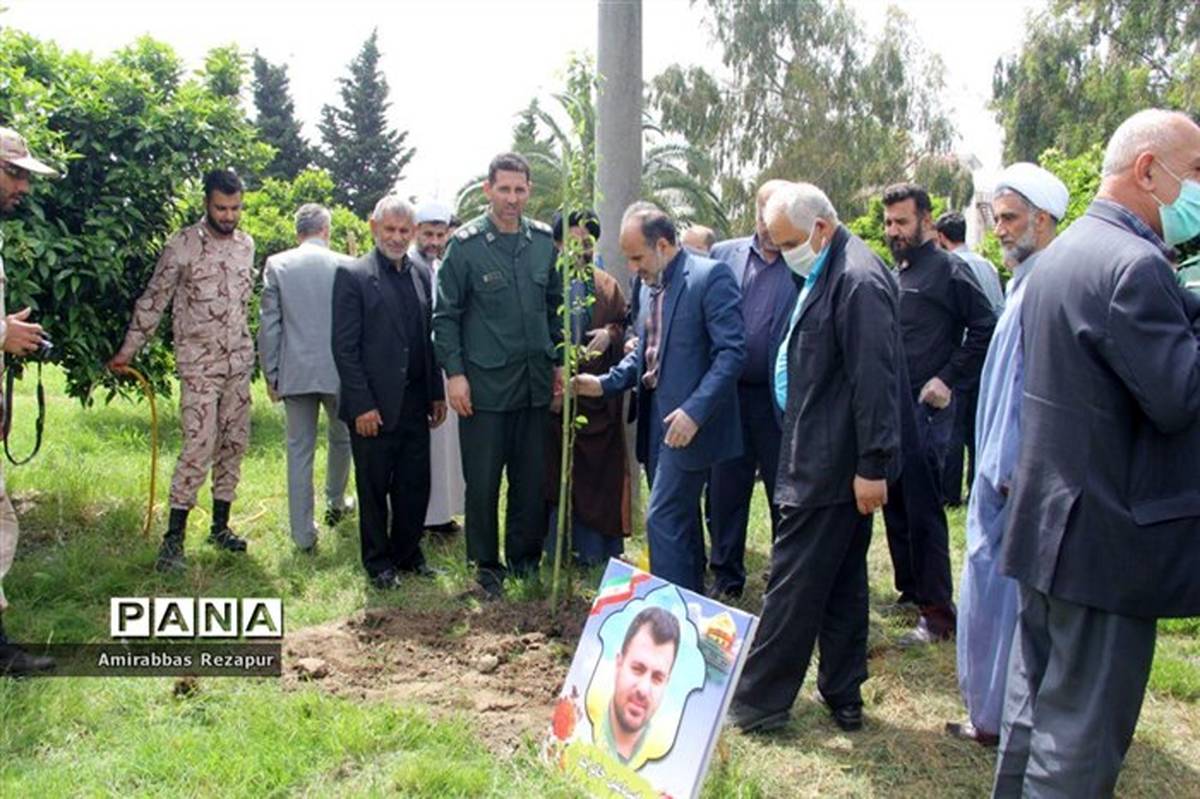  کاشت نهال به نیابت از شهدای خان‌طومان در محمودآباد