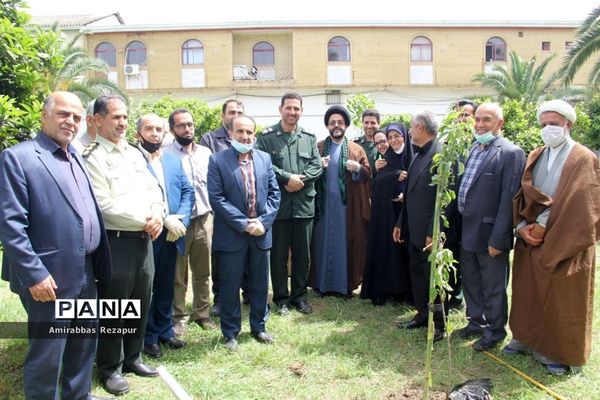 کاشت نهال به نیابت شهدای خان‌طومان در محمودآباد
