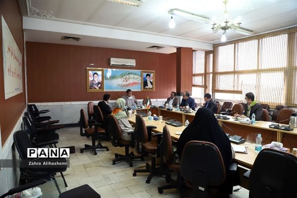 نشست شورای برنامه‌ریزی سازمان دانش‌آموزی شهر تهران