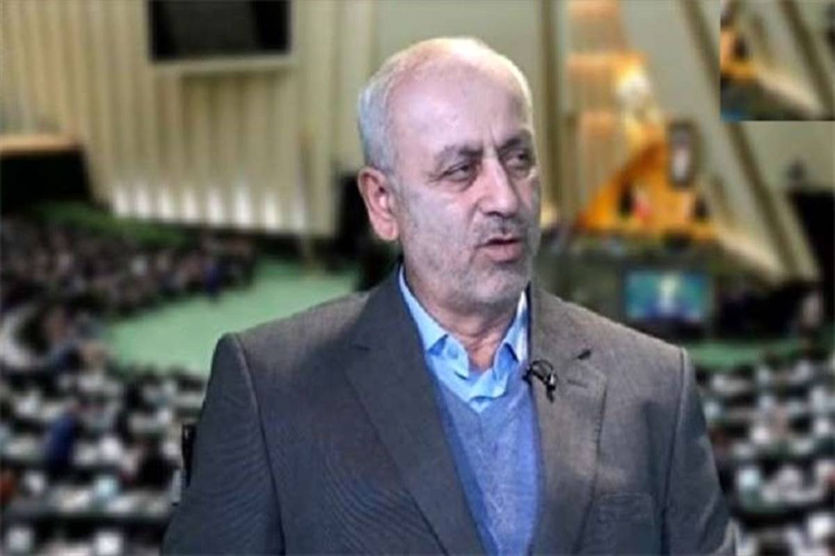 عزت‌الله اکبری رئیس کمیسیون صنایع و معادن شد