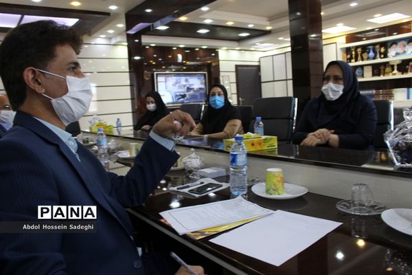 نشست مدیرکل بهزیستی استان بوشهربا مدیرکل آموزش و پرورش استان