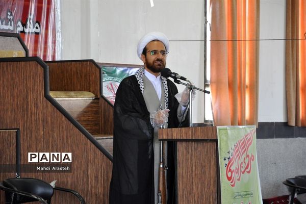 نمازجمعه سال 1399 با حضور نماینده مردم بیرجند ، خوسف و درمیان درمجلس شورای اسلامی
