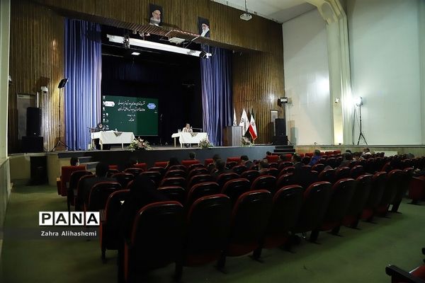 نشست شورای معاونان پرورشی و تربیت بدنی شهر تهران