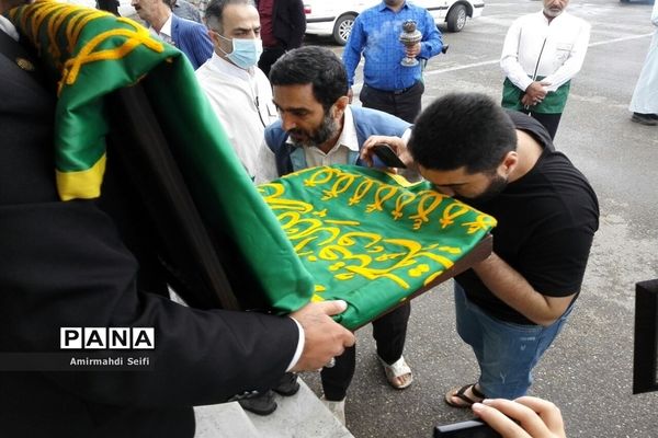 گرداندن پرچم مقدس آستان قدس رضوی در شهرستان محمودآباد