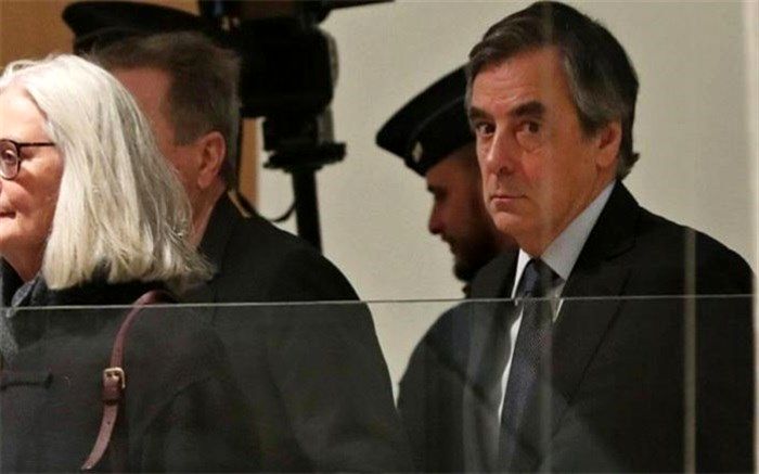 محکومیت نخست‌وزیر اسبق فرانسه به 5 سال زندان