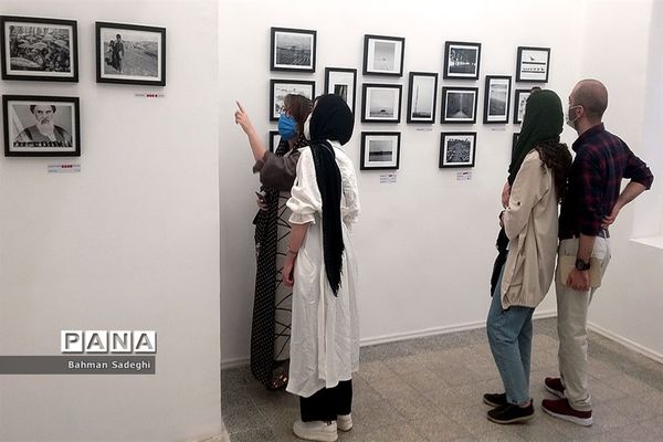 نمایشگاه عکس ۹۹