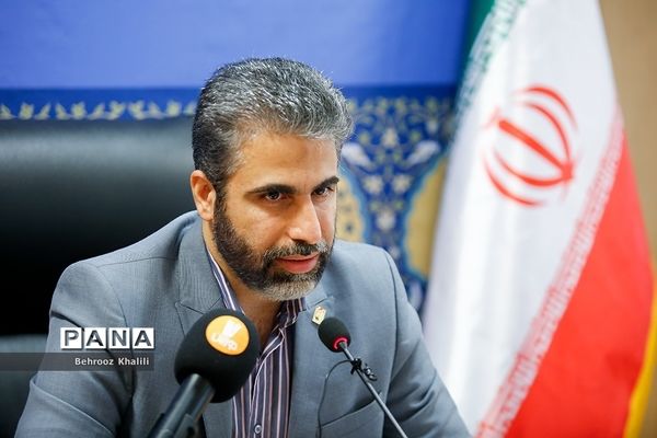 نشست خبری دبیرکل اتحادیه انجمن‌های اسلامی دانش‌آموزان