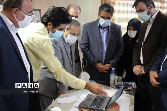 بازدید معاون پرورشی و فرهنگی از دبیرخانه سی و هشتمین دوره مسابقات فرهنگی هنری دانشآموزان سراسر کشور