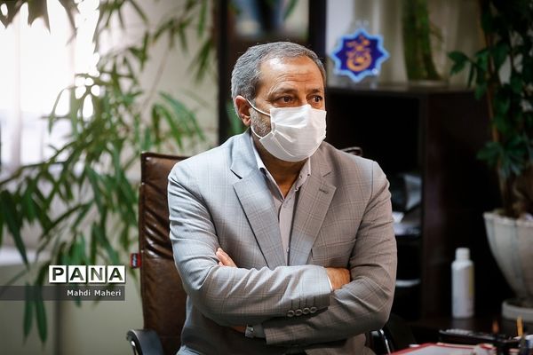 رونمایی پوستر سی و هشتمین جشنواره فرهنگی هنری فردا