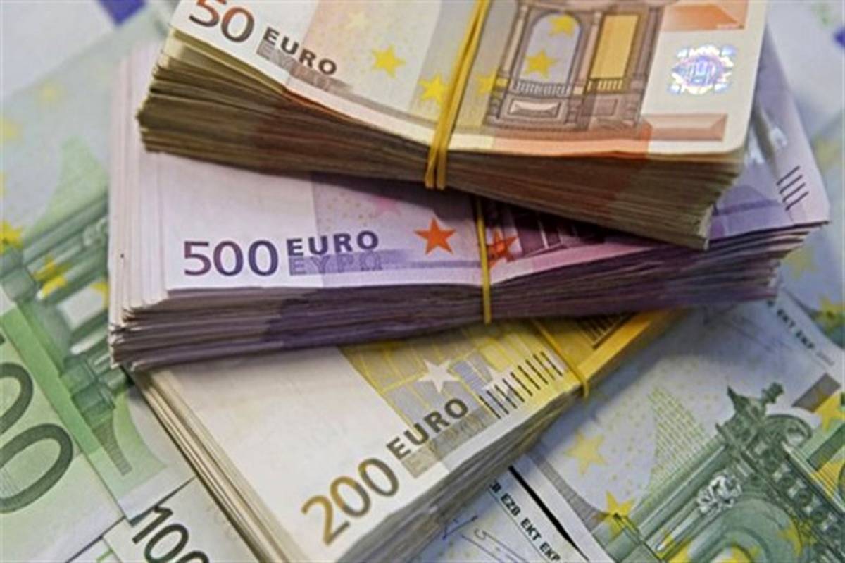 نرخ یورو به قله ۱.۵ سال اخیر رسید
