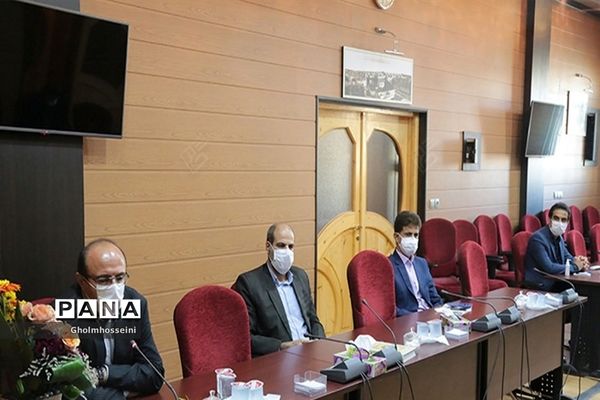 نشست مدیرکل آموزش و پرورش استان بوشهر با رئیس دانشگاه علوم پزشکی بوشهر