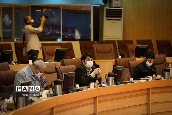 جلسه کارگروه  ارزیابی  فرصت های مدیریت کرونا
