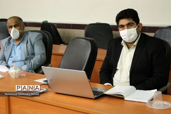 نشست ستاد اجرایی دهمین دوره انتخابات مجلس و شوراهای دانش آموزی استان خوزستان