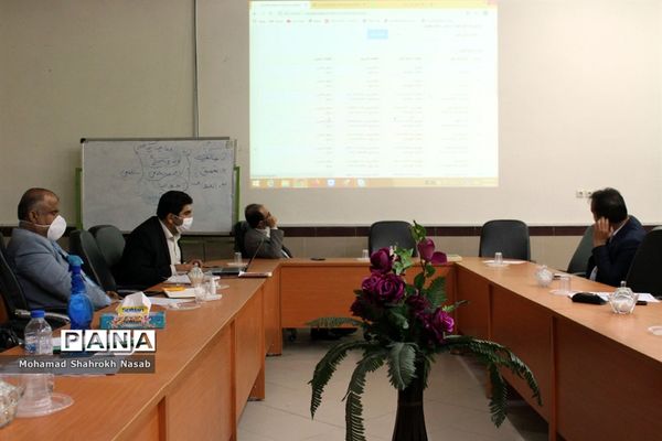 نشست ستاد اجرایی دهمین دوره انتخابات مجلس و شوراهای دانش آموزی استان خوزستان