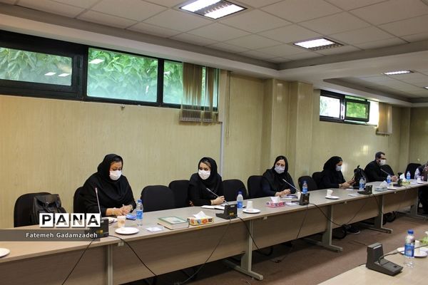 نشست  فرماندار اسلامشهر با اصحاب رسانه و فعالان فضای مجازی